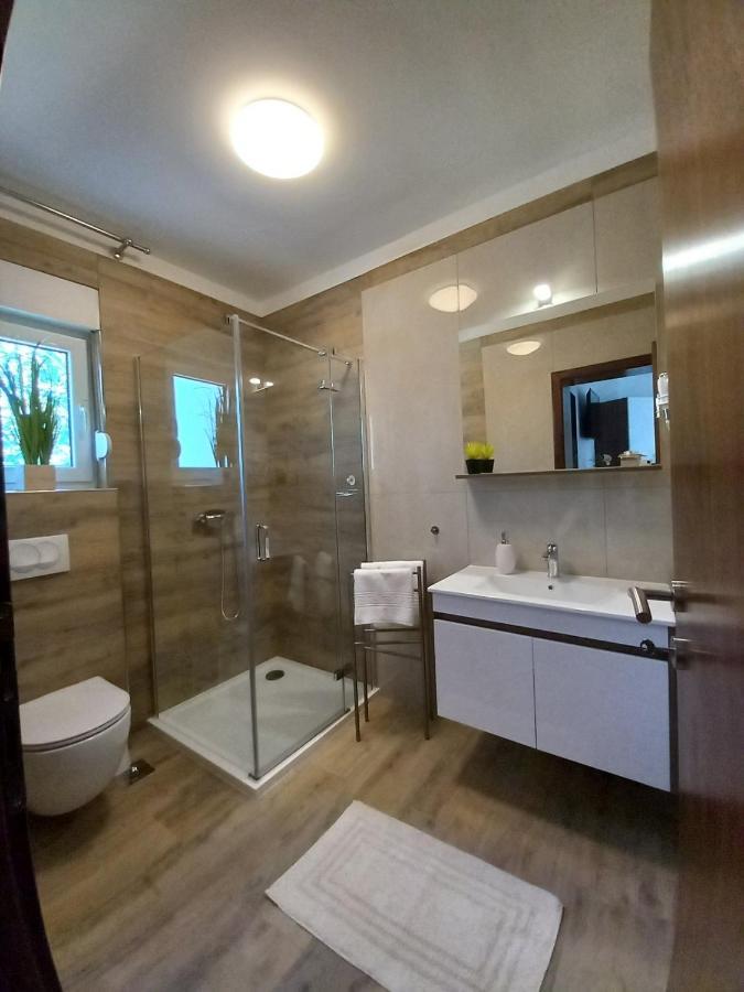 Garfild 1 Guest House Нови-Винодолски Экстерьер фото